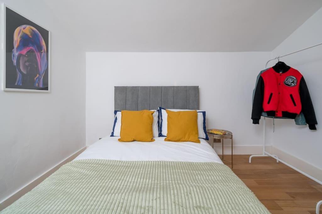 Apartament New 4bd Stylish With Amazing Transport *