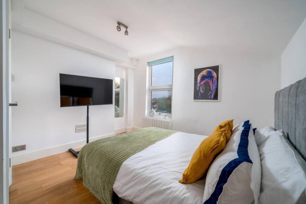 New 4bd Stylish With Amazing Transport * Londra